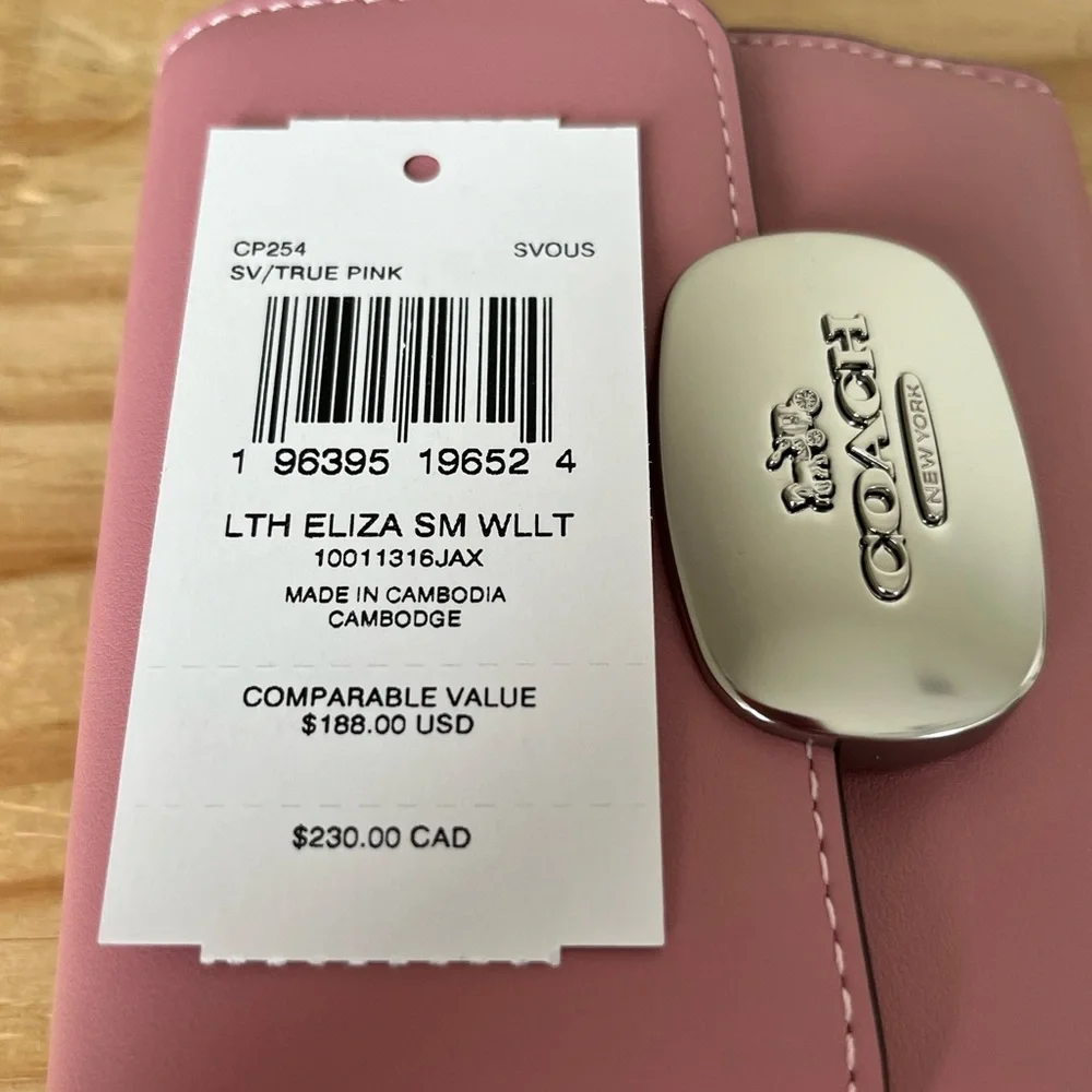 Coach Wallet🎈🎈 - Picture 5 of 10